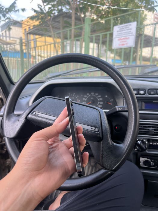 iPhone 13 Pro 128 GB Без ремонт
