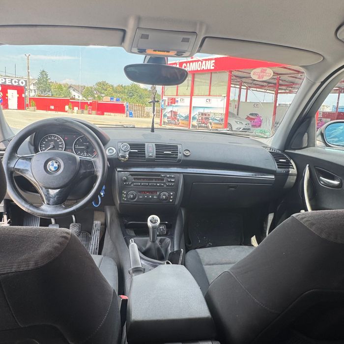 BMW seria 1e87.