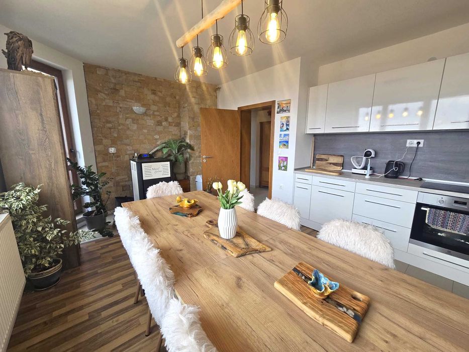 Уютен тристаен апартамент за продажба в Elite Lodge, Банско