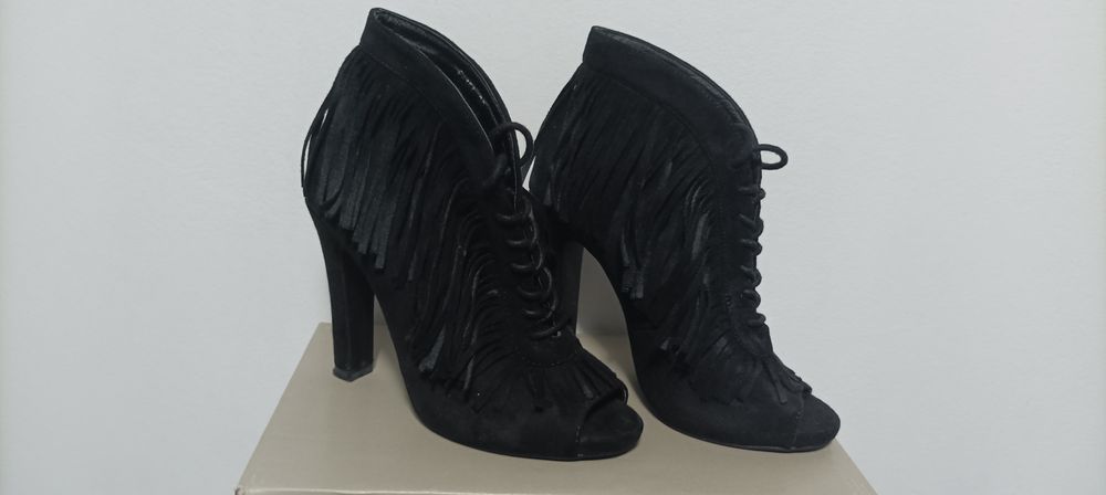 Botine dama cu franjuri