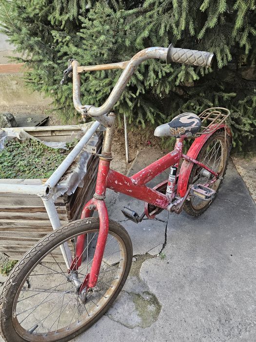 Велосипед красный