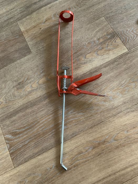 Пистолет для пены