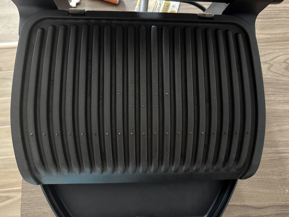 Tefal OptiGrill+ електрически грил, скара – автоматични програми, отлично състояние