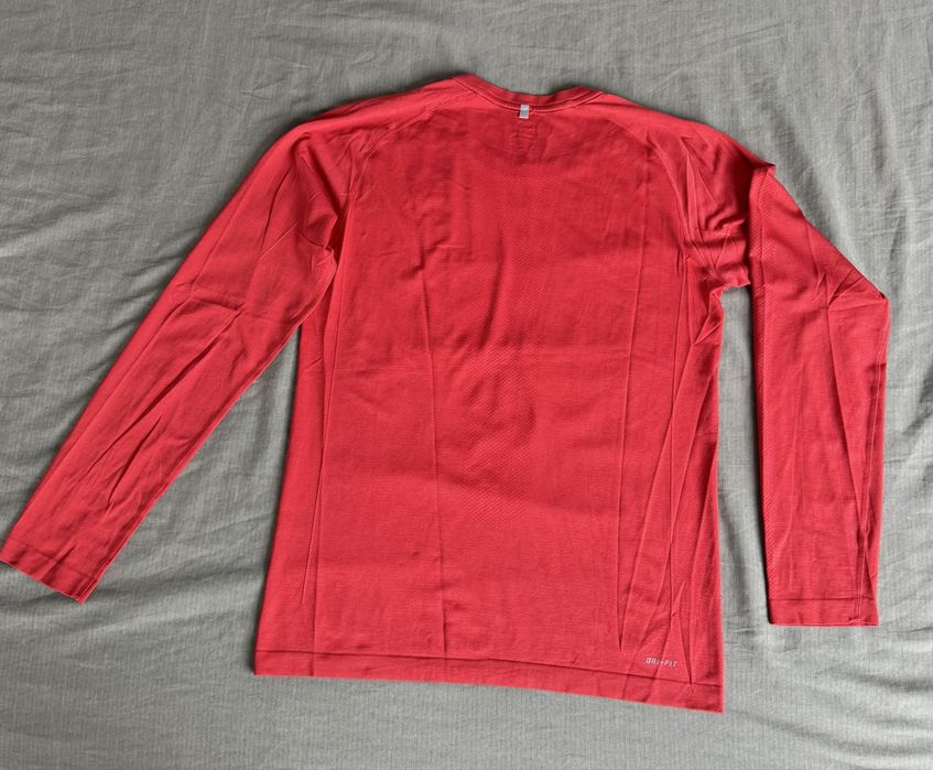 Спортна блуза Nike Dri-Fit