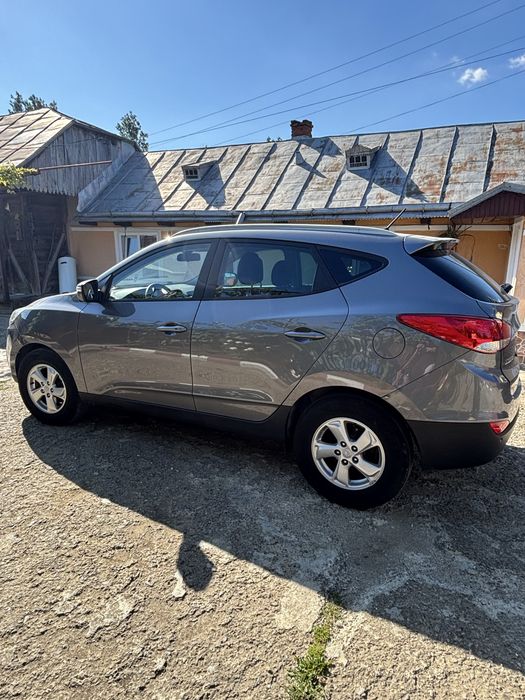 HYUNDAI ix35 2012 — imagine 2