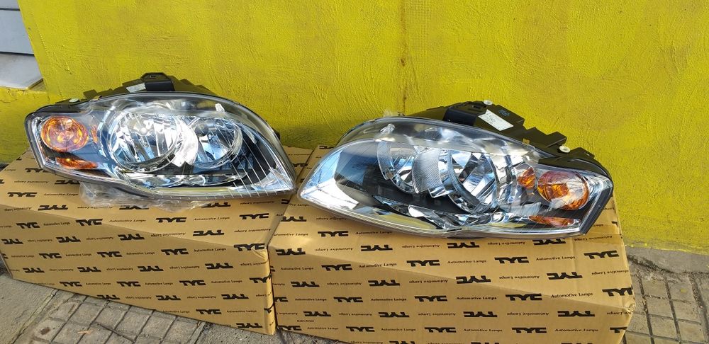 Audi A 4 , B 7 фар Ауди А4 фарове нови Н7 + Н7 /04 г.-08 г./