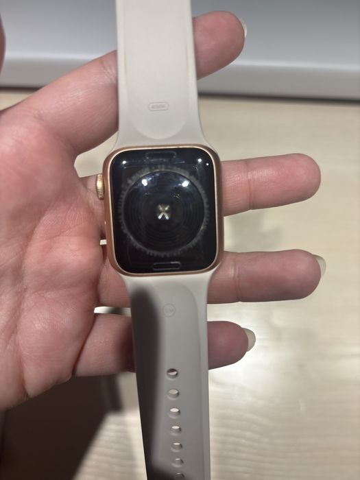 Эпл вотч SE 40mm