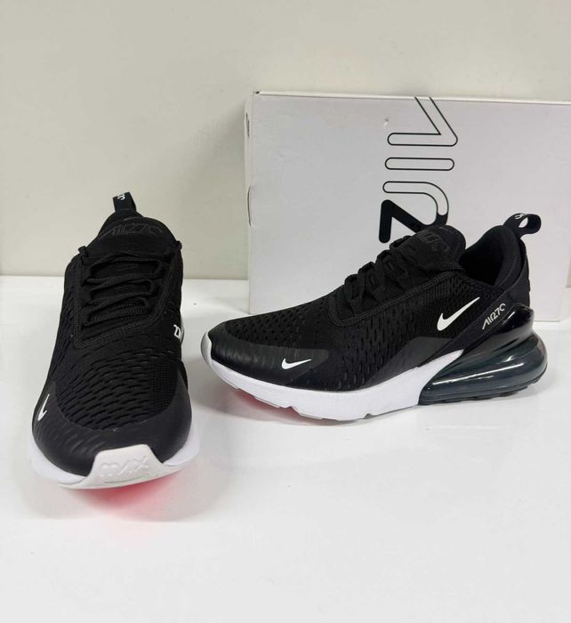 Nike Air Max 270 Black/White