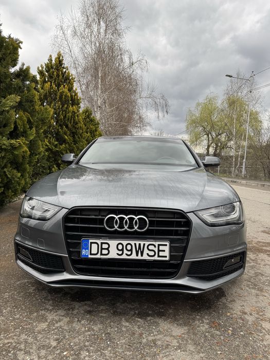 Vând Audi A4 S line