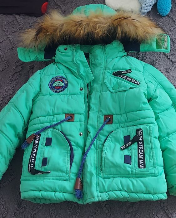 Продам зимнюю куртку