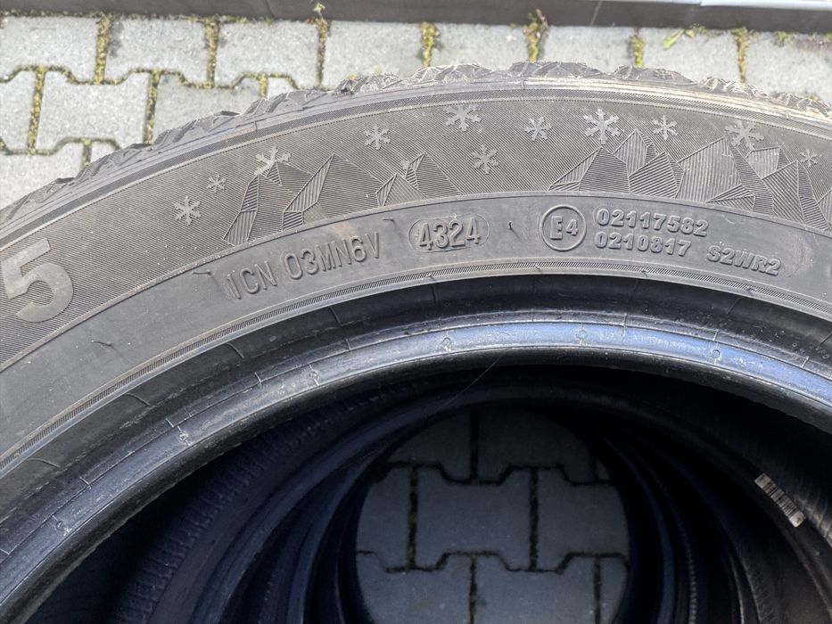 4 бр Зимни гуми Semperit 215/55/17 DOT4324