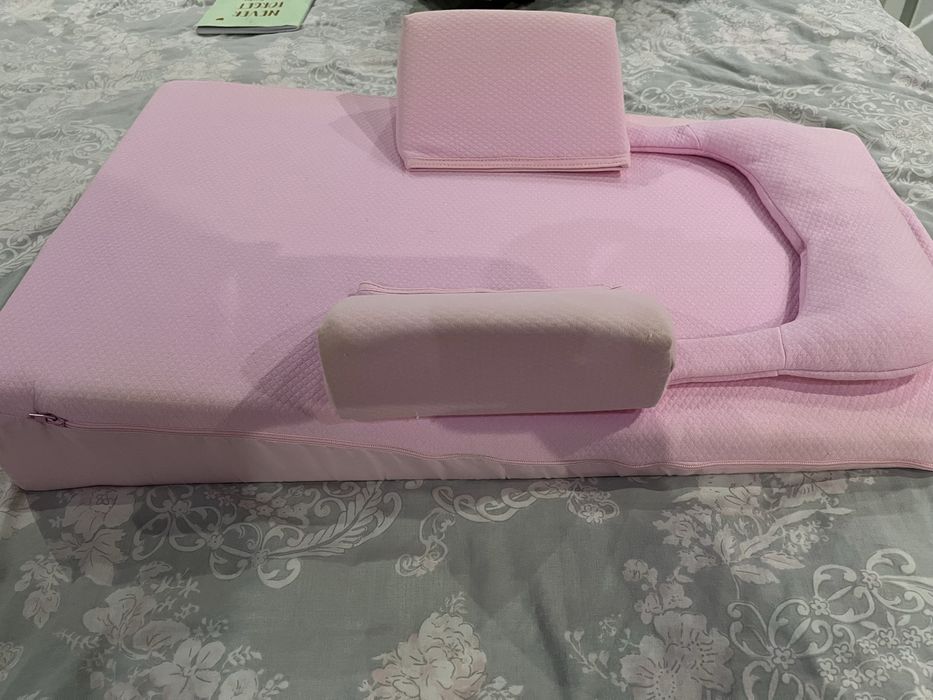 Антирефлукс бебешка подложка- матраче