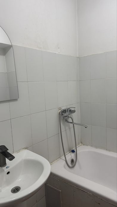 Arenda! Sergeli 5a da 3 xonali uy ijaraga beriladi! Hamma sharoit bor!