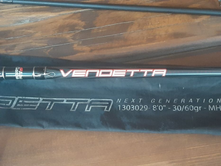 Продам  мультиплекаторную катушку  и спининг.