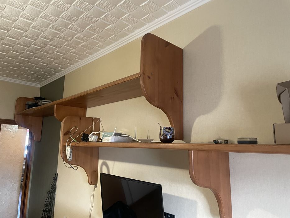 Полки деревянные крепкие