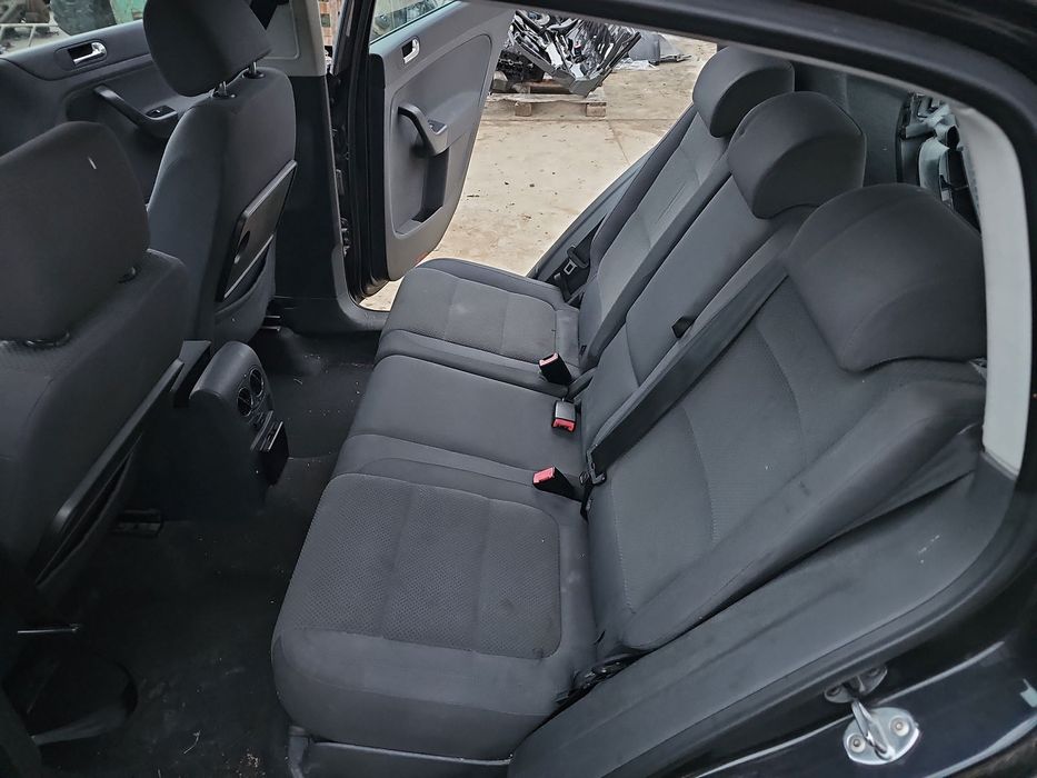 Bancheta spate Volkswagen Golf 5 Plus (5M1) [Fabr 2005-2008] OEM