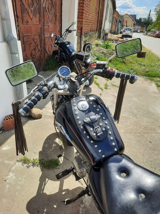 motocicleta suzuki gz 250cc