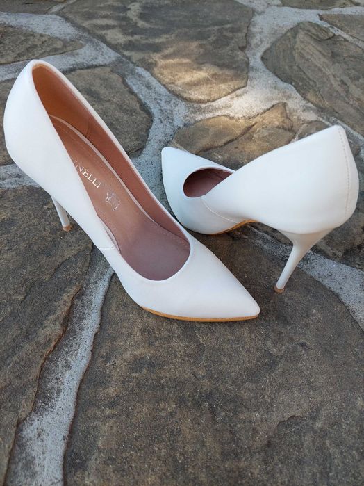 Pantofi stiletto botinelli