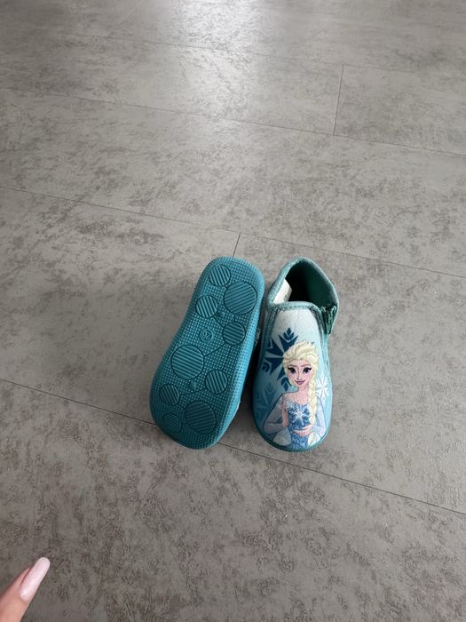 Papuci interior/gradinita, Frozen, marimea 26