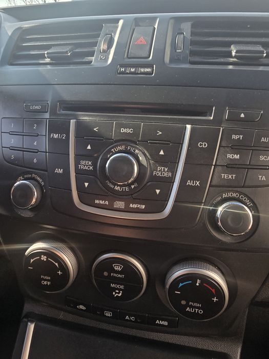 Мазда 5 2012г 2.0 бензин 6+1