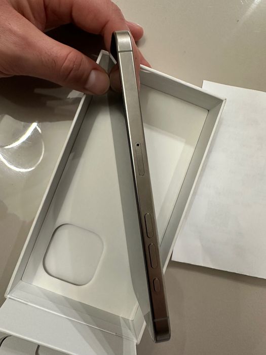 iPhone 15 Pro Max Natural Titanium 256GB