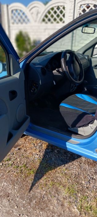 Vând Dacia Logan 1.4 benzina  !