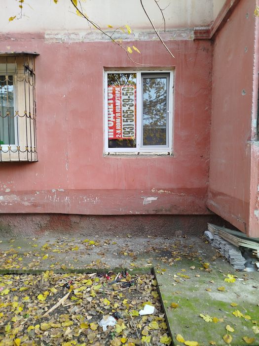 Срочно Продаю 2 ком кв на ТТЗ-1  вдоль дороги