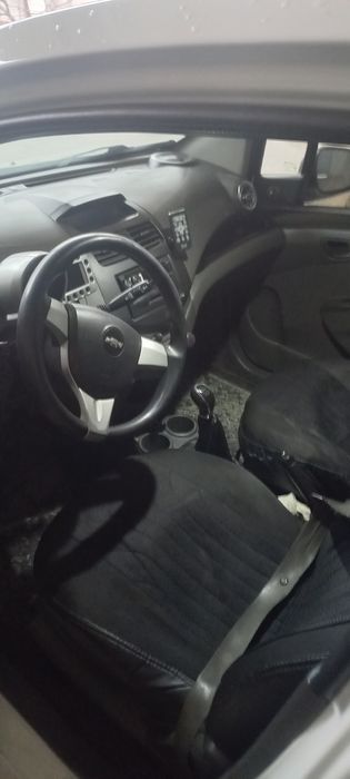 Здайотса авто спарк нексия 3 в аренда  машины в атличном састаяние
