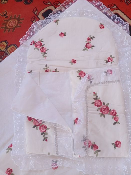 Продам конверт на выписку