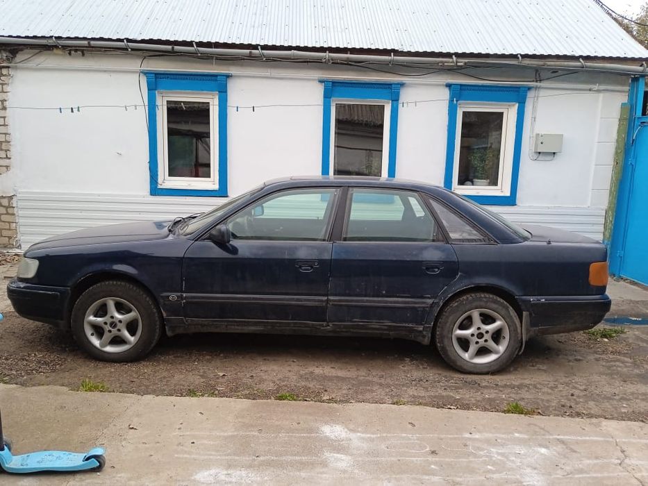 Продам Ауди 100 С4