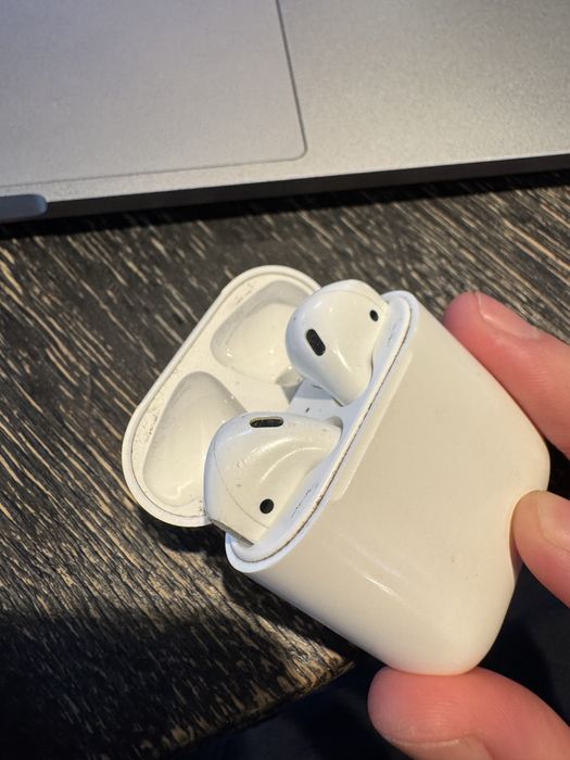 Airpods 1-ва генерация
