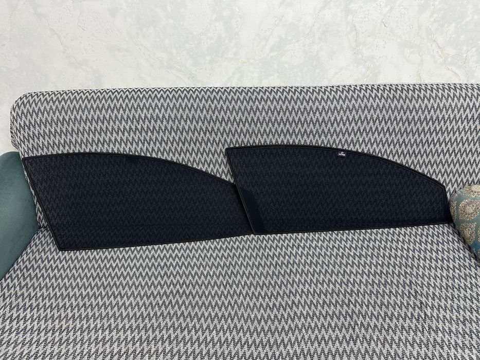 Шторка , туксон , на переднее стекло