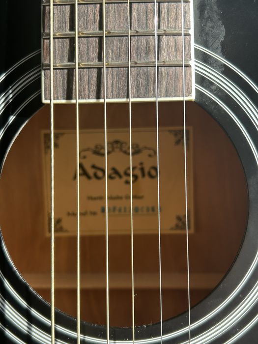 Гитара ADAGIO.