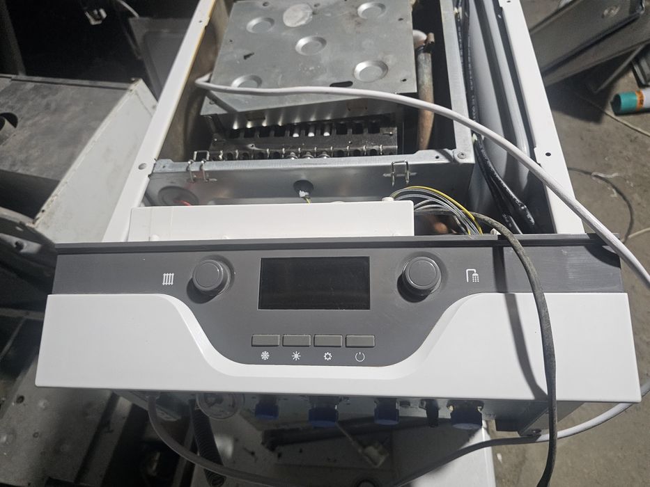 Котеллар бор Двухконтурный 130$ дан