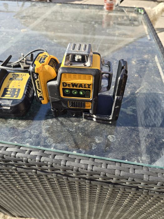 Laser dewalt 360 dce089g