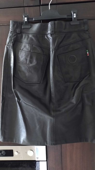 Fusta, Moschino originala, L.