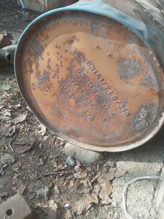 Жидкое стекло в бочке