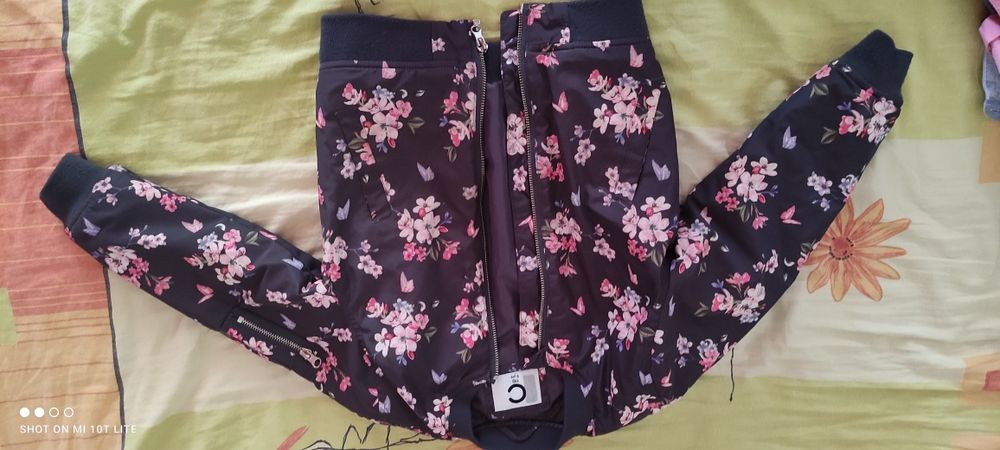 Запазени детски дрехи