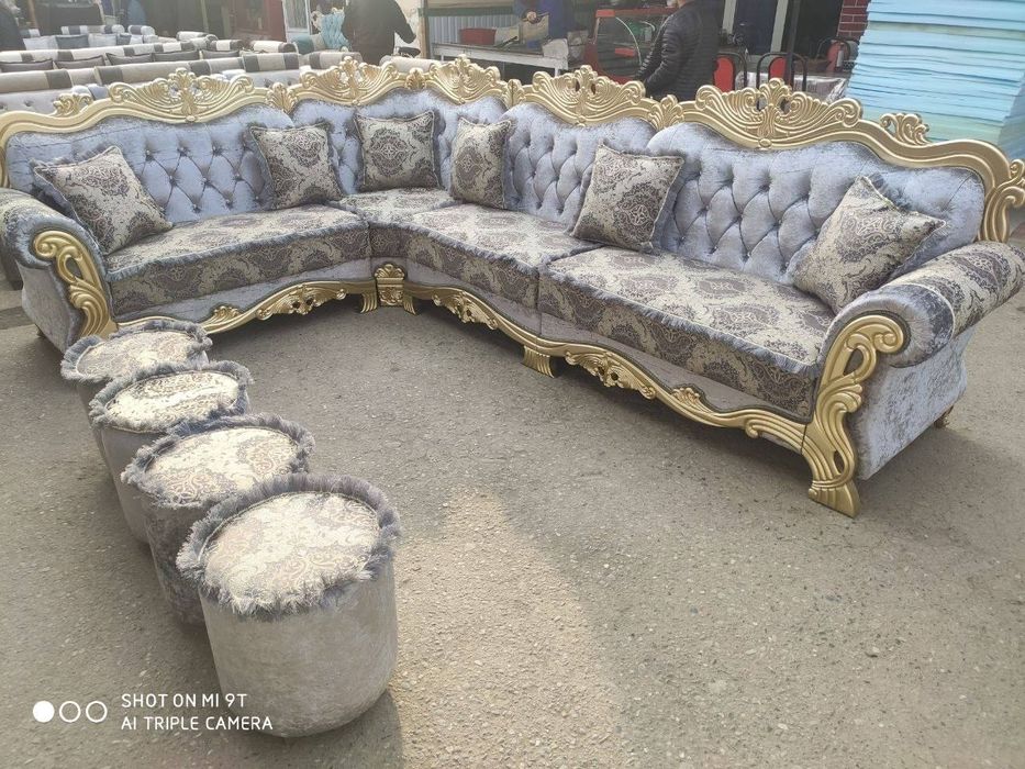 Мягкий диван наличии гарантии есть