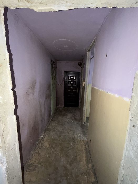 Vand apartament 2 camere, confectii