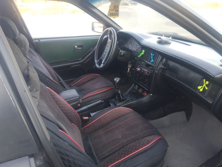 Продам Ауди 80 б4
