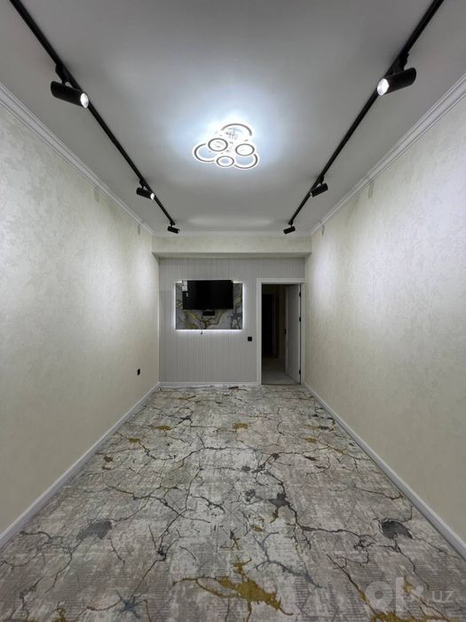 Узбум. 2 комнатная. Евроремонт. 500$