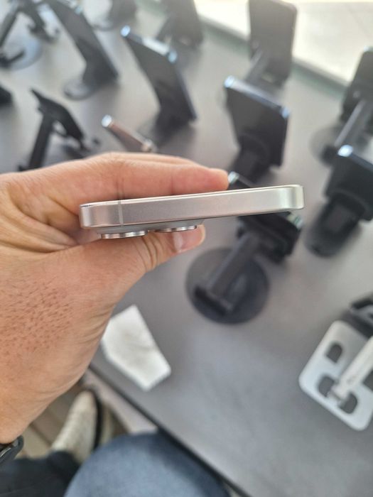 SKIDKA 5% Iphone 15 Pro Max 256 gb Natural Titanium