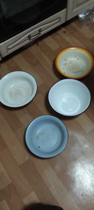 Молочник и сахаоница