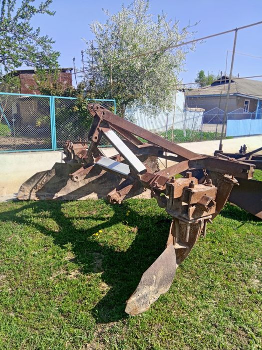 Трактор MTZ -80, чизель , пальник