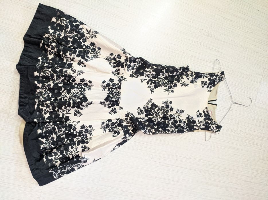 Рокля Дафне 46 номер