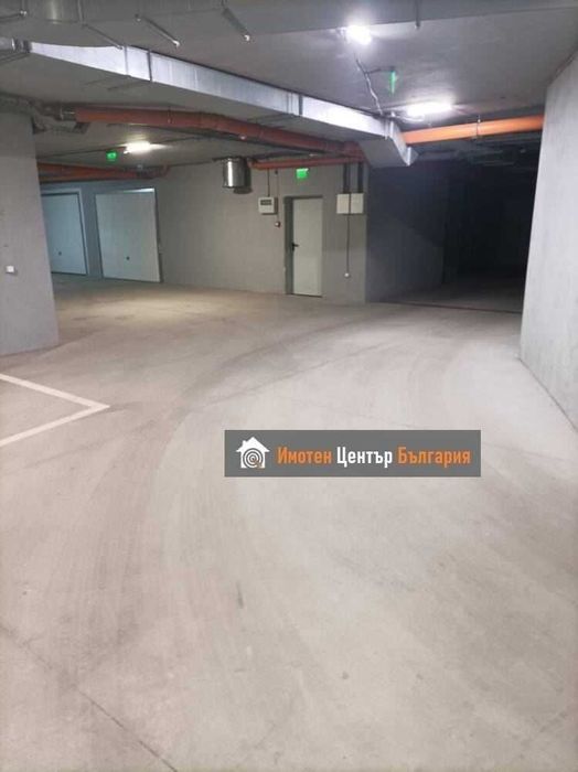 Продава се Гараж / Паркомясто в София, Студентски град - 28 кв.м за 2054 €/кв.м - Снимка #2