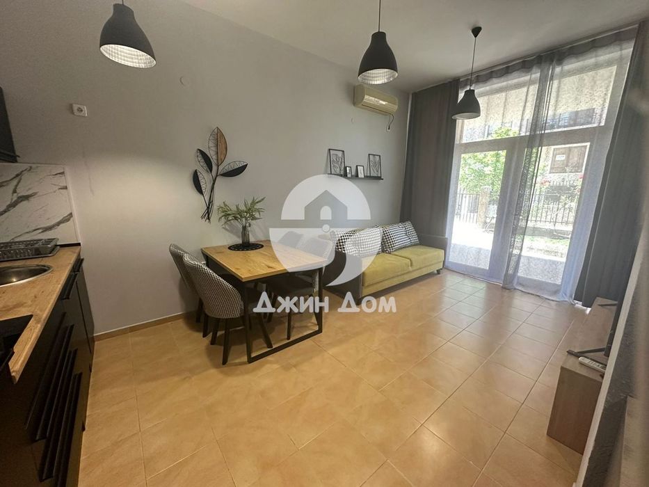 Продава се Двустаен апартамент в Свети Влас - 48 кв.м за 1521 €/кв.м - Снимка #2