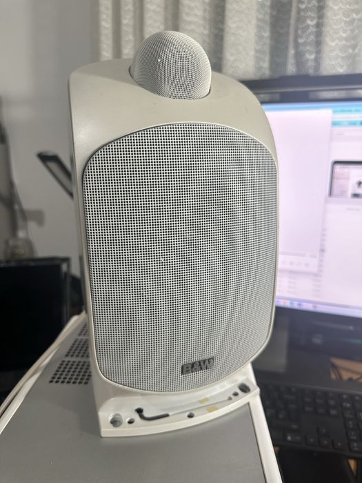 Boxe Bowers Wilkins LM1