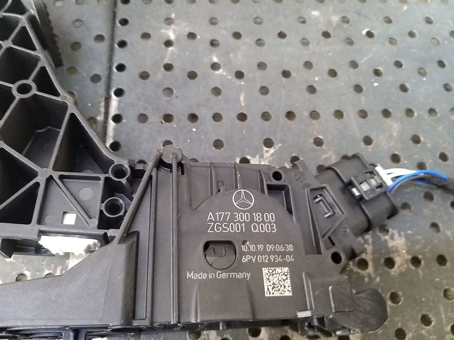 Pedala acceleratie 1.3 tb mercedes b class w247 a1773001800 zgs001q003